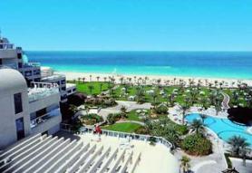Dubajský hotel Sheraton Jumeirah Beach Resort a pohled na moře