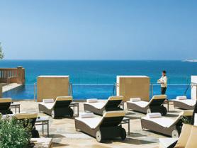Dubajský hotel Sofitel Jumeirah Beach s terasou
