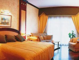 Dubajský hotel The Habtoor Grand Resort & Spa - ubytování