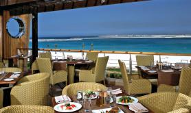 Dubajský hotel Westin Dubai Mina Seyahi Beach Resort - restaurace