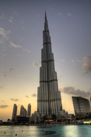 Dubajská budova Burj Khalifa