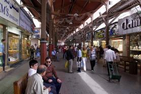 Dubaj s luxusní ulicí, Spojené Arabské Emiráty