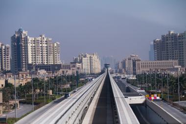 Dubajská jednokolejka Palm Jumeirah Monorail