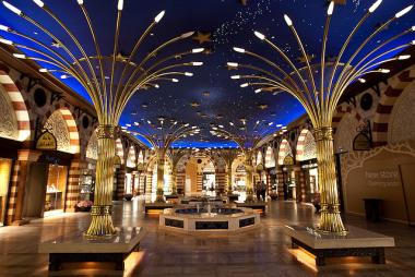 Dubaj s luxusní ulicí, Arabské Emiráty
