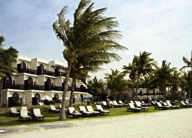 Emirátský hotel Jebel Ali s pláží