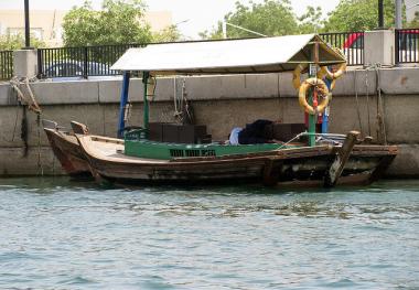 Dubajské vodní taxi "abra "